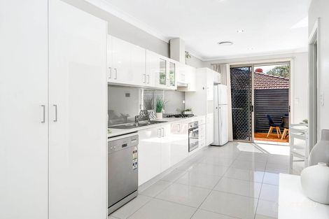 Property photo of 4/217 Targo Road Girraween NSW 2145