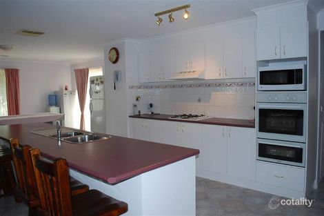 Property photo of 2 Valley Court Yarrawonga VIC 3730