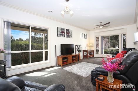 Property photo of 25 Sebire Avenue Wandin North VIC 3139