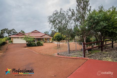 Property photo of 11 Glencoe Place Bedfordale WA 6112