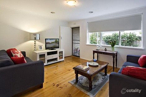 2/32 Belmont Ave N, Glen Iris, VIC 3146