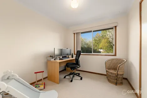 Property photo of 44 Lance Hill Avenue Dunlop ACT 2615