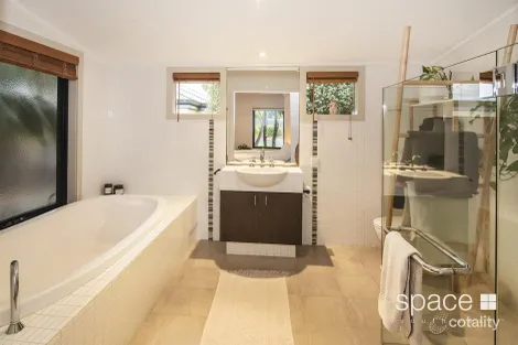 Property photo of 2 Lilac Link Margaret River WA 6285