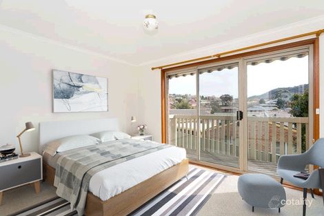 Property photo of 2/7 Parr Place Karabar NSW 2620