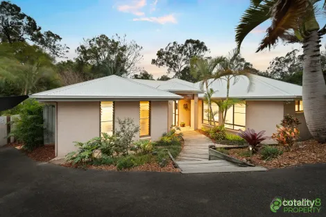 18 Grandis Ct, Cashmere, QLD 4500