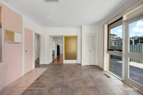 Property photo of 107 McKell Avenue Sunbury VIC 3429