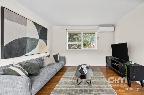 Property photo of 2/83 Snell Grove Oak Park VIC 3046