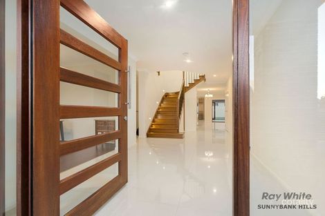 Property photo of 16 Pearlfrost Place Sunnybank Hills QLD 4109