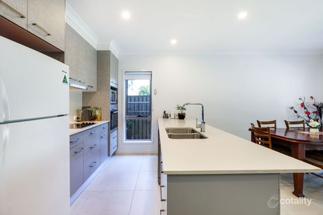 Property photo of 1/156 Marina Quays Boulevard Hope Island QLD 4212