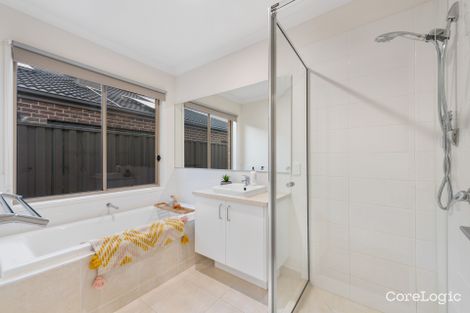 Property photo of 9 Eclipse Avenue Fraser Rise VIC 3336