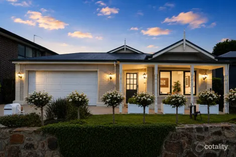 18 Lyntonlee Ave, Officer, VIC 3809