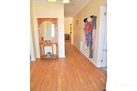 Property photo of 13 Kaloona Drive Bourkelands NSW 2650