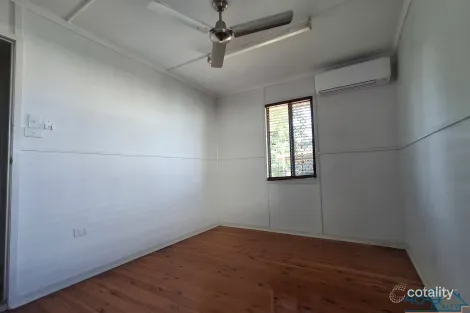 Property photo of 34 Abel Smith Parade Sunset QLD 4825