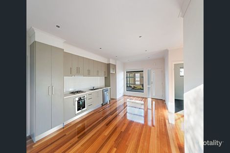 Property photo of 3/2-4 Devon Road Pascoe Vale VIC 3044