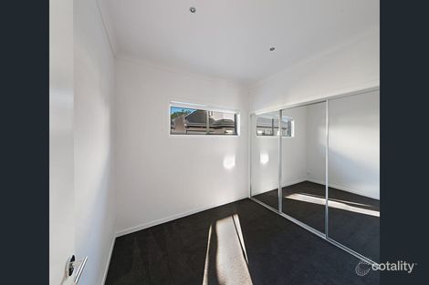 Property photo of 3/2-4 Devon Road Pascoe Vale VIC 3044