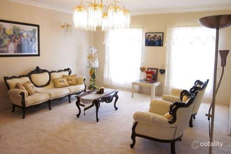 Property photo of 11 Gatto Place West Hoxton NSW 2171