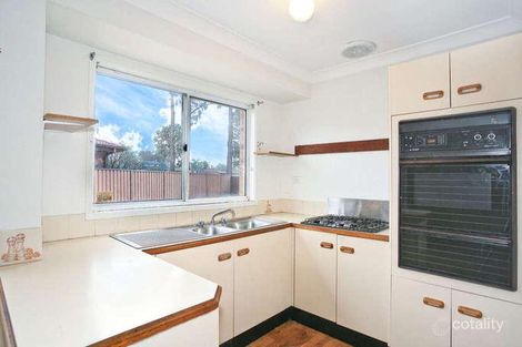 Property photo of 15 Honeyeater Place Erskine Park NSW 2759