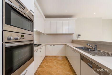 Property photo of 305/1 Wallace Avenue Toorak VIC 3142