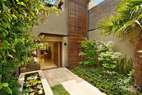 1/2 Vautier St, Elwood, VIC 3184