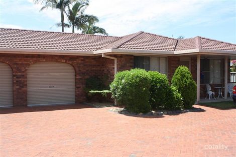 2/12-14 Heron Ct, Yamba, NSW 2464