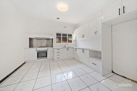 Property photo of 14 Beaver Street St Albans VIC 3021