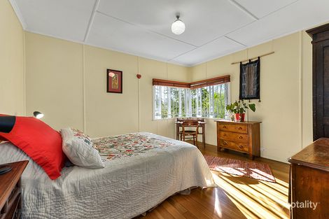 Property photo of 16 Boundary Road Indooroopilly QLD 4068