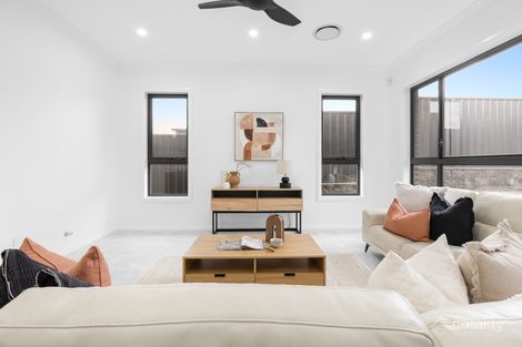 Property photo of 38 Fig Crescent Edgeworth NSW 2285