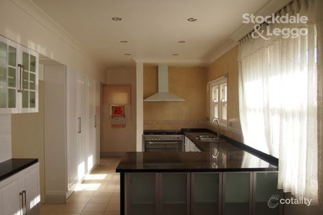 Property photo of 1/160 Blackburn Road Blackburn South VIC 3130