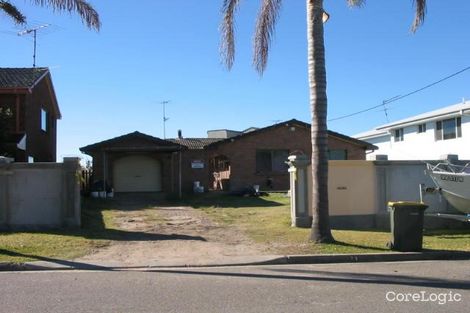 Property photo of 11 Ash Street Soldiers Point NSW 2317