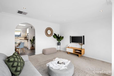 Property photo of 2/140 Nelson Road Box Hill North VIC 3129