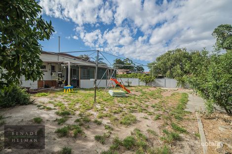 Property photo of 19 Badbury Road Armadale WA 6112