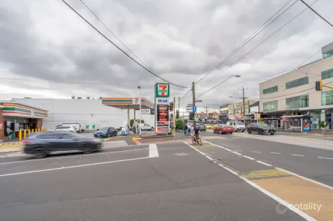 Property photo of 142 Deakin Street Essendon VIC 3040