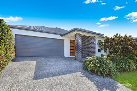 Property photo of 33 Roseleaf Crescent Palmview QLD 4553