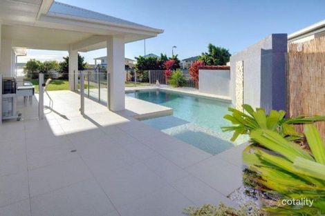 2 Jib St, Wurtulla, QLD 4575