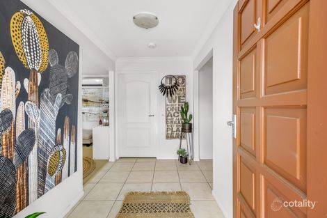 Property photo of 28 Gallery Place Little Mountain QLD 4551