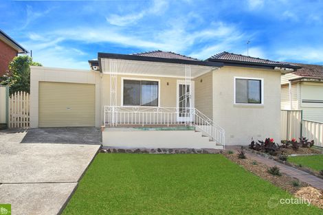 Property photo of 4 Gordon Crescent Lake Heights NSW 2502