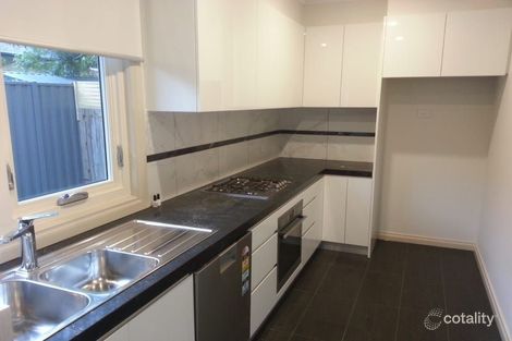 Property photo of 5 Lois Court Bentleigh East VIC 3165