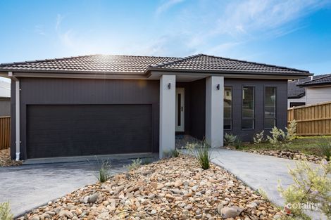 32 Eastbourne Cres, Officer, VIC 3809