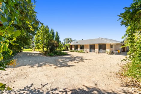 Property photo of 71 Cross Road Bundalaguah VIC 3851