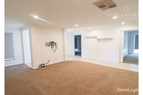Property photo of 17 Walla Place Glenfield Park NSW 2650