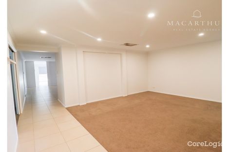 Property photo of 17 Walla Place Glenfield Park NSW 2650