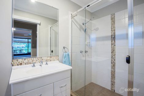 Property photo of 9 Blackheath Terrace Pacific Pines QLD 4211