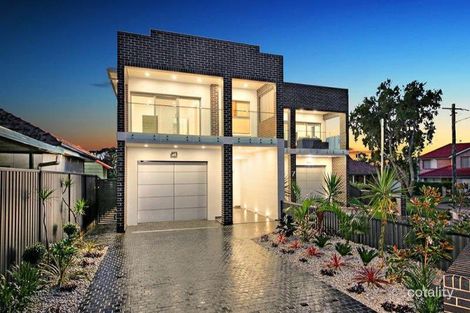 8 Clifford St, Panania, NSW 2213