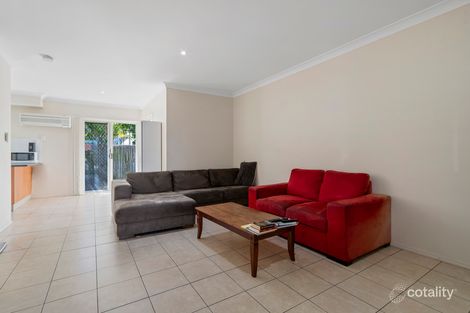 Property photo of 13/11 Pyranees Street Calamvale QLD 4116