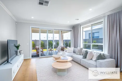 Property photo of 32 Blomeley Drive Lucas VIC 3350