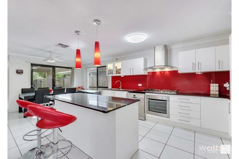 Property photo of 38 Diamantina Crescent Fitzgibbon QLD 4018