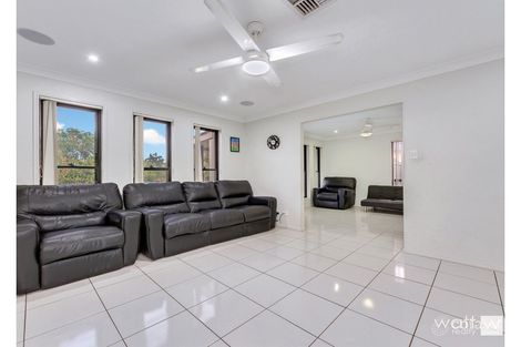 Property photo of 38 Diamantina Crescent Fitzgibbon QLD 4018