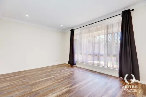 4 Bull Pl, Queens Park, WA 6107