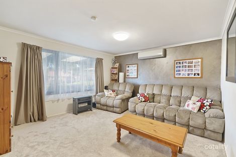 Property photo of 11 Balook Crescent Bradbury NSW 2560