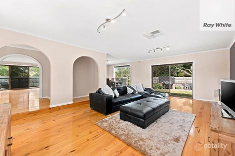Property photo of 3 Rivette Round Mill Park VIC 3082